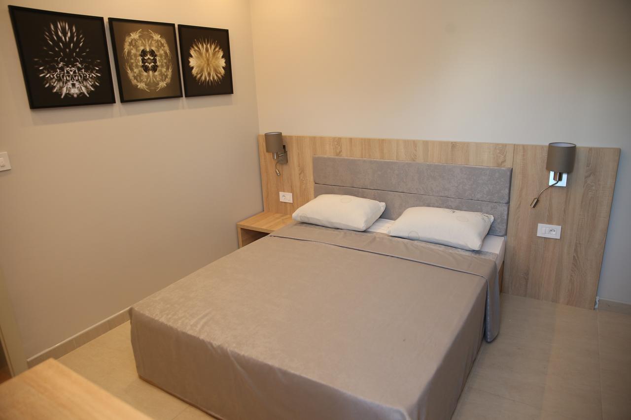 Gold Crown Apartments Jagodina Phòng bức ảnh